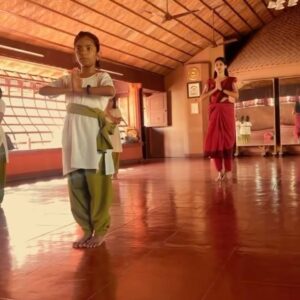 Henna Bella Instagram - Life is a whirlwind at Dharani School of Performing Arts -just like my first picture, a little shaky, as if my head is spinning. But that's the beauty of it! 24/7, it's a joyful spin, and it mirrors my life nowadays. Swipe right to see the enchanting journey unfold. 🌪️

Dharani School of Performing Arts - where my heart and soul dance 24/7. In this sacred space, I'm immersed in the beauty of classical art, surrounded by incredible individuals who share a deep love and respect for this timeless form. Learning from my Guru feels like a divine blessing, and the art of teaching enriches my connection to classical arts even further. Music, dance, abhinaya they are the rhythms of my life. Grateful for the people of Dharani who make this journey extraordinary. 🎶💃🙏 
And, for a little fun, bear with the last video it's just a lighthearted practice we had when ma'am was not around! 😉🤣