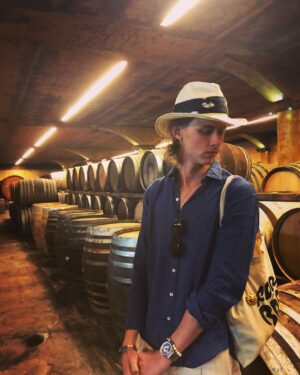 Henrik Holm Instagram - When in Tuscany..🍷