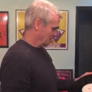 Henry Rollins Instagram - Listening to @iggypopofficial is good for you and that’s a fact!🎤🔥

#iggypop #lustforlife #legend #henryrollins #fanatic #tbt #welcometoouroffice #henryandheidi