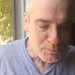 Henry Rollins Instagram - Henry just tried to start a food fight... I won!🥊🍞🥊🍞🥊🍞🥊🍞🥊

#henryrollins #graytshirt #buzzcut #nicetry #battlingtops #officeinsanity #henryandheidifieldtrip