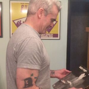 Henry Rollins Instagram - What are we listening to today? @iggypopofficial 👑 The Idiot 👑🎶⚡️👑🎶⚡️👑🎶⚡️

#henryrollins #graytshirt #iggypop #theidiot #40yearsago #officerock #henryandheidi