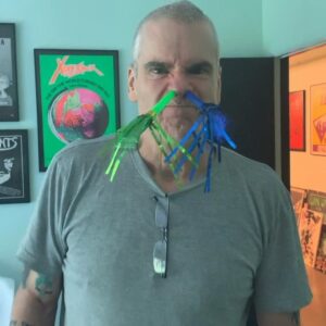 Henry Rollins Instagram - October marks 22 years of us working together! Henry wanted to celebrate... 🥳⚡️🤪

#henryrollins #buddiesforlife #yearsofinsanity #graytshirt #henryandheidi