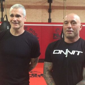 Henry Rollins Instagram - Look where we are! Henry and @joerogan getting ready to go live on the JRE episode #1155. This will be good! 
Don't forget Henry's @showtime special ‘Keep Talking, Pal’ premiers Friday, August 10 @ 10pm ET/PT. ⚡️🤪

#henryrollins #joerogan #thejoeroganexperience #jre #henryandheidi