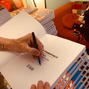 Henry Rollins Instagram - Stay Fanatic!!! Vol. 2 has arrived! All copies are signed and available at henryrollins.com.
📚🖊😷
#henryrollins #stayfanatic #21361publications