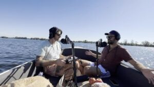 Henry van Loon Instagram - #podcast KUIEREN MET HENRY EN MARTIJN (@martijncrins) #comingsoon In kuieren met Henry en Martijn ontdekken we minder bekende plekken in Nederland, onderweg leren we ook elkaar kennen. Absurd, hilarisch, pijnlijk en tragisch. #podcasttip #podcasting #podcast #eindelijkookeenpodcast #kuieren #wandelen #ontdeknederland #conversations #talk #friendship #developingfriendships @dekeetbv @kikproductions