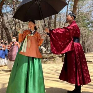 Heo Sung-tae Instagram - Father's Role ❤ #tonight #붉은단심 #kbs #Bloodyheart #wavve #disneyplus