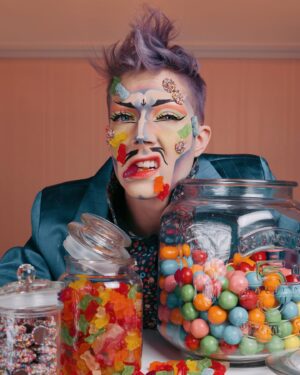 HercuSleaze Instagram - candy hangover / when you wake up in the mess you fell asleep in 🍬🍭🍬

📸: by me

#dragking #dragkingmakeup #femmeking #localdrag #montrealdrag #dragmtl #canadiandragking #canadiandrag #instadrag #dragphotography #androgynous #genderbender #dragkingsofinstagram #dragkingvisibility #alldragisvalid #canadianmua #gummybears #gumballs #candyart