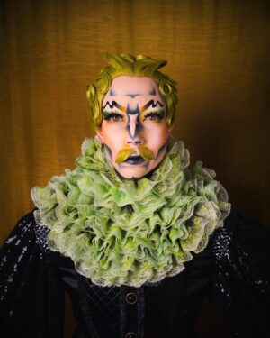 HercuSleaze Instagram - ❇️ nuclear renaissance vibes ❇️

✂️ Costume and wig by me
📸 Photography by me 

#dragking #dragkings #dragartist #canadiandragking  #sfxmakeup #dragphotography  #dragqueen #malecontour #maleillusionist #dragkingmakeup #femmeking #localdrag #montrealdrag #dragmtl #canadiandragking #canadiandrag #instadrag #dragphotography #androgynous #genderbender #performanceart  #queerart  #dragkingsofinstagram #dragkingvisibility #alldragisvalid #canadianmua