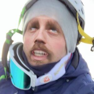 Herman Flesvig Instagram - Skikort 1 - Roar 0