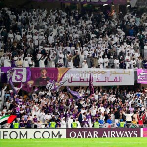 Hernán Crespo Instagram - Clasificados para los cuartos de Final de la Asian Champions League! Estoy muy orgulloso de todos los jugadores de @alainfcae 

Qualified for the quarter-finals of the Asian Champions League! I’m very proud of all @alainfcae players.