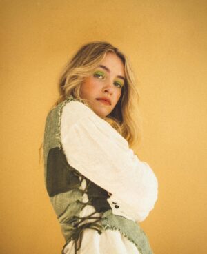 Hilde Skaar Instagram - Happy easter with this TB pic taken by @gracebristo ✨🐣 I’ve been roadtripping through the west coast of Norway while listening to Obscene and FYH 🥹 What do you think of the new collabs?!?
