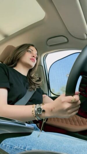 Himanshi Khurana Instagram - 👑 in my calm era