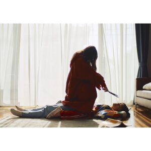 Himena Irei Instagram - ⁡
「毒娘」のメインビジュアルと本予告が解禁されました
⁡
撮影の時の高揚した気持ちを再び思い出すような、インパクトのあるメインビジュアルと予告になっていますので、ぜひチェックしてください✂️
⁡
みなさん、4月5日の公開まで、ま〜た〜ねぇ

 #毒娘