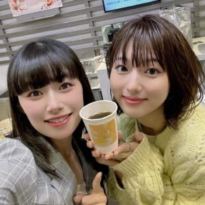 Himena Tsukimiya Instagram - 載せきれないほど大好きな人たちやお世話になってる人たちも来てくれてほんっっっっっっっとうに嬉しかった！！！！！

みんなありがとう大好き！！！！！！！！！！🥹🥹🥹😊🤍🤍🤍🤍🤍