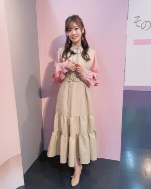 Hina Suguta Instagram - TVアニメ「その着せ替え人形は恋をする展 しゅきぴに愛を伝えたいっっ」が開催中です✨

着せ恋が好きな人にはたまらない空間でした！
みなさんに楽しんでほしいのでネタバレ写真はまた後日…

ぜひ遊びにいってみてくださいねー！

#着せ恋 
#着せ恋展まじアガった
