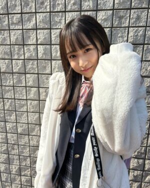 Hinata Sato Instagram - ・
・
本日22:00~ TBS

『100万回言えばよかった』第8話

ありがとうございました🧸💕

ラストまで目が離せません👻

素敵な作品に参加させて頂き、
出演者の皆様、監督をはじめ関係者の皆様に
感謝です🙇‍♀️
本当にありがとうございました✨

P.S 
みなさん、受験票の番号…
気づいてもらえましたか？🧸

(スタッフさんが素敵なサプライズを✨
 ありがとうございます✨)

山﨑莉果（佐藤ひなた）

#TBS#100万回言えばよかった
#金ドラ100よか
#井上真央 さん #佐藤健 さん #松山ケンイチ さん
#山﨑莉果 役  #地雷系  #地雷系女子
#見逃し配信は #TVer
#全話放送 は #Paravi  #netflix 
#佐藤ひなた #ひな #06 #ひなbiz