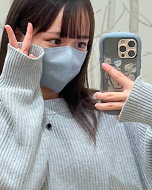 Hinata Sato Instagram - ・
・
🎂3月生まれのみなさま
お誕生日おめでとうございますっ！♡

みなさまにとって素敵な1年になりますように🕊

もう3月…早くない？😵‍💫

今月もがんばろ〜꒰( ˙ᵕ‎˙ )꒱

#ハッピーバースデー #お祝い 
#鏡越し #自撮り
#ちいかわ の中で #うさぎ が #好き ♡
#かわちい #かわちいかわ 
#佐藤ひなた #ひな #06 #ひなdays