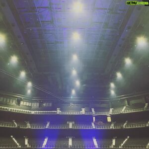 Hirofumi Araki Instagram - last stage🎤