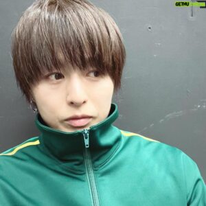 Hirofumi Araki Instagram - 前髪が目に入らないと楽🍀