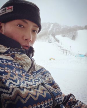 Hiroki Narimiya Instagram - Snowboarding @ozetokura 
Was so fun:))))
#wintersport #japan #スノボ #尾瀬戸倉