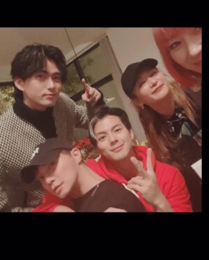 Hiroki Narimiya Instagram - たくさん笑った。
プレゼント交換ワクワク。
僕のプレゼント喜んでもらえるかドキドキ。
そしてお腹いっぱいでいい感じに酔っ払いでしたhaha:)

#christmasparty 
#クリスマスパーティー