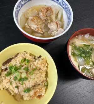 Hiroki Yasumoto Instagram - 冷蔵庫余り物飯なんてこんなもんだよ