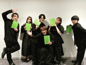 Hiroki Yasumoto Instagram - #コンテリング 
#親の奢りで2024春
#東京公演
お疲れ様でした。
二日間とも、体力の限界までやり抜いた気がします笑
大阪公演もよろしうお願いいたします。
トッシーが後ろ向いてるのはジャンプしようとしてしくじった瞬間だからです笑

#井上喜久子
#種崎敦美
#西山宏太朗

#井上麻里奈
#日笠陽子
#武内俊輔

#豊永利行

#小野賢章
#安元洋貴