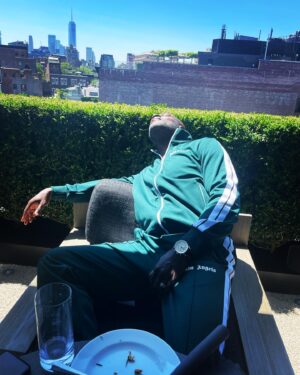 Hisham Tawfiq Instagram - Birthday Behavior! Happy Healthy Blessed 🙌🏿 shoutout to the wife for planning an amazing day and  Baking the BEST Coconut Pineapple Cake 🎂! 🌺 #Taurus #Harlem