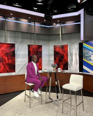 Hisham Tawfiq Instagram - Press Day for the Final Season of #theblacklist which Premiers this Sunday Feb 26th at 10pm. @nbcblacklist 
It’s been a great ride!! 🙏🏿 #Harlem

Styled by @styledbystaceyjordan 🍇