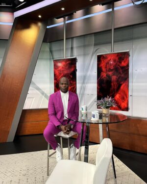 Hisham Tawfiq Instagram - Press Day for the Final Season of #theblacklist which Premiers this Sunday Feb 26th at 10pm. @nbcblacklist 
It’s been a great ride!! 🙏🏿 #Harlem

Styled by @styledbystaceyjordan 🍇