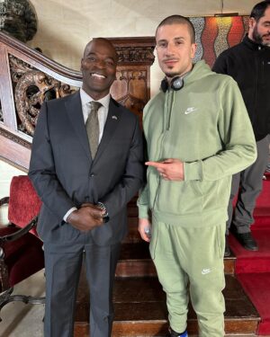 Hisham Tawfiq Instagram - Please join me tonight  Sunday at 8pm on CBS as Sameer Bentang on the @theequalizercbs. Had an amazing time with the cast of Equalizer and the amazing  @staceysargeant  who plays my wife Hiba Bentang and the rest of the Bentang family.  Directed by my brother @slick_naim 🙌🏿. #equalizer #Harlem #earbuffs