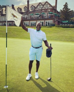 Hisham Tawfiq Instagram - By far the sexiest most Beautiful place I’ve played to date! Jeesh am in love❤️🌺🕺🏿🏌🏽‍♀️#golflife #Harlem #baltusrolgolfclub #pxg