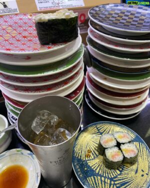 Hitoshi Ozawa Instagram - 今日は３三振で引き分け
いいとこナシ💦
次はやったるぜ❗️
で、回転寿司のドカ食い🍣