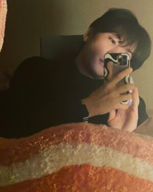 Ho Joon Instagram - つㅓ울셀ㅋΓ를 찍øł봤습LI⊂ト. 

@juice_selection