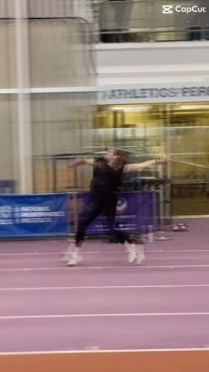 Hollie Arnold Instagram - 𝙵𝚎𝚎𝚕𝚒𝚗𝚐 𝚊𝚛𝚖-𝚋𝚒𝚝𝚒𝚘𝚞𝚜 🦾🍣🥐
•
•
#training #javelin #goals #motivation #athlete #paralympics