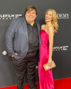 Holly Deveaux Instagram - About last night! An honor to be nominated for Best Lead Performer in a TV Movie at the @thecdnacademy Comedy & Drama Screen Awards alongside so many talented people!

So great to see friends old and new, and to celebrate all the winners and nominees. Canada has a hell of a lot of talent, and, in my opinion, some of the best comedy out there! 

Hair and makeup by moi, hair color by the fab @re_nato_v and dress found at @cultgaia 

Congrats to all on their nominations, wins, and for looking so fabulous! 🍁 

#canadianscreenawards #christmasmoviemagic
🇨🇦 

Special shout-out to the hosts for keeping things moving, particularly @realemmahunter  for lighting up that stage!