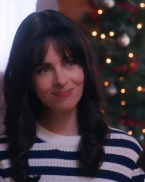 Holly Deveaux Instagram - Thank you to all who tuned into ‘Our Christmas Wedding’, sequel to ‘My Boss’s Wedding’!! It was such a pleasure to reunite with the incredible and musically gifted @drewseeley, the effervescent @winnyclarke, the beautiful and generous @beekingsley and our awesome director @andrewcymek. 

December is fast approaching and if you haven’t checked it out, Our Christmas Wedding can be seen via Philo, DirectTV Stream, FuboTV and Sling! Hopefully I’ll be able to share some 🇨🇦 news soon. ✨