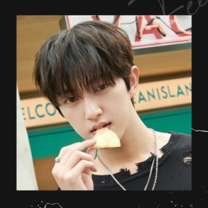 Hong Joo-chan Instagram - 골든차일드(Golden Child) 3rd Single Album [Feel me]
:: JACKET IMAGE #2

🪄 BONG JAEHYUN

2023.11.02 6PM RELEASE

#GoldenChild #골든차일드
#Feelme #Feel_GNCD
#봉재현 #BongJaeHyun