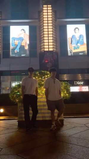 Hong Joo-chan Instagram - 댈찌🦁 X zi범🐯 찐친 조합 찬성이요🙌🏼 #Ponchetchallenge #GoldenChild #골든차일드 #Reels 

#GNCD
#이대열 #김지범 
#LEEDAEYEOL #KIMJIBEOM