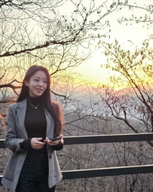 Hong Seo-hee Instagram - 💗