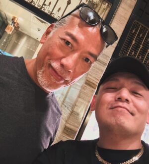 Hong Yu Hong Instagram - 台該掀了 台該掀了
我希望2012年10月29號
同一天
帶這個打籃球的仇人
再來到澳門一起去劈殺 好嗎