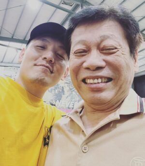 Hong Yu Hong Instagram - 高醫師每次都在這時間約人烤肉

真緊張