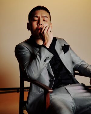 Hong Yu Hong Instagram - 今日東尼蒙大拿

📷 @jessequattro 
💇 @iam_ourleo 
 @makeupbyourleo 
👔 @callme.tiger 

@louboutinworld 
 #ChristianLouboutin

@hanshsu_official 
#HANSHSU
