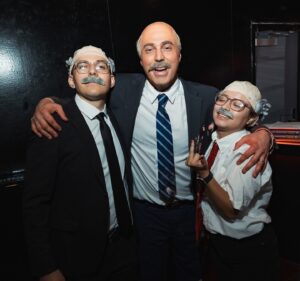 Howie Mandel Instagram - WE DID IT AGAIN!!

The energy last night at @thecomedystore was🔥

Shoutout to @timjdillon @howiemandel @realmarcsummers @jonathankite & @jeremiahstandup & the champ & coach of the @chargers Jim Harbaugh!!🤘

📸 @vancorona 

#standupcomedy #drphil #adamray #comedy #timdillon #howiemandel #jomathankite #marcsummers #doubledare
