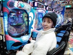 Huang Peijia Instagram - 旅遊的日子。

吃了鯛魚燒
打了小彈珠

真是心滿意足的一天呀！