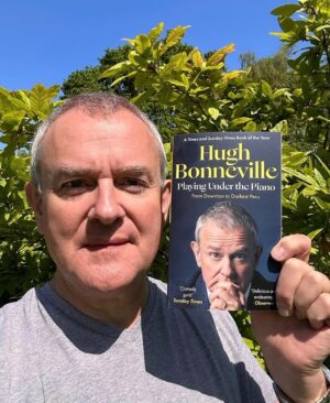 Hugh Bonneville Instagram - 📣 North America klaxon! The paperback edition of my memoir, #PlayingUnderThePiano, is out today in bookshops across your glorious continent. #paperback #incontinent

📖 geni.us/PlayingUnderThePianoPB
(link in bio)