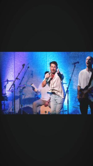 Hugh Sheridan Instagram - What an unbelievable week this has been!! Performing with Richard’s generous and talented son, Sam’s band @wavesrushin , for @richardbranson on @virginvoyages was a night I won’t forget. The family hug from Richard with Sam made me fairly emotional to say the least with Father’s Day here again. What a pleasure this journey has been thus far & what an incredible, truly incredible feat Virgin Voyages is… I rarely yell about a great product (and this is not a paid post for those naysayers) I feel very lucky 🍀 I can not wait for Australia to experience this… I’m taking everyone I know in the Resilient Lady!! Massive thanks to @mrpetergonzalez & @raulraynier for capturing these moments #incredible