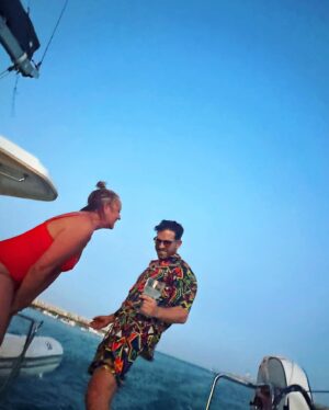 Hugh Sheridan Instagram - R U JOKING?! 🎶