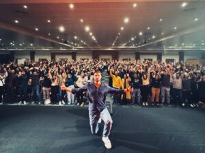 Hugo Sousa Instagram - Obrigado Viseu!!! Próximas paragens: Mealhada, Braga e Guimarães!😜