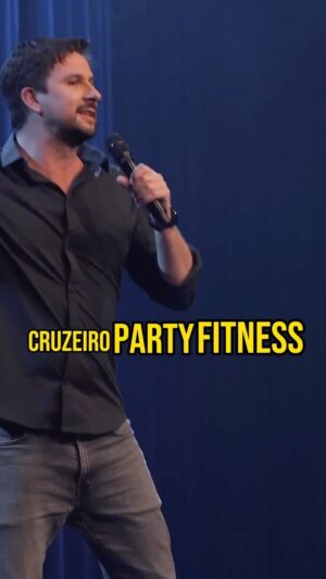 Hugo Sousa Instagram - O cruzeiro que tinha aulas fitness e festas de bêbados. 
#hugosousa #fitness #praticamenteestável #standupcomedy